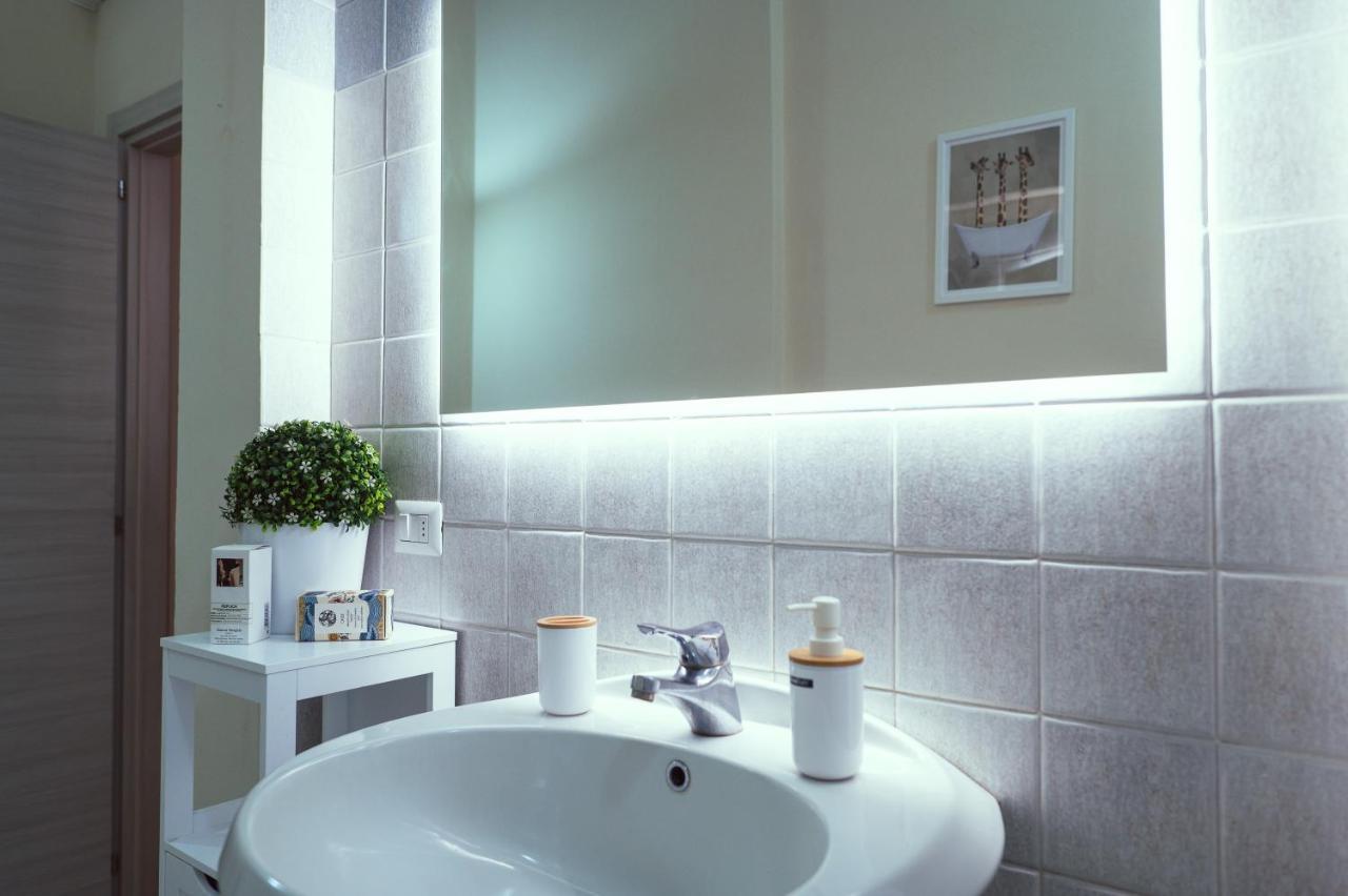 Celeste Simple Apartment Сан Миниато Екстериор снимка